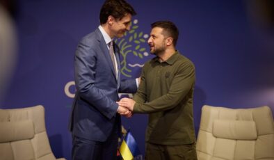 Ukrayna Devlet Başkanı Zelenski, Kanadalı mevkidaşı Trudeau ile görüştü