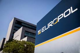 Europol Güney Amerika’dan uyuşturucu sevkiyatı yapan Balkan kartelini çökertti